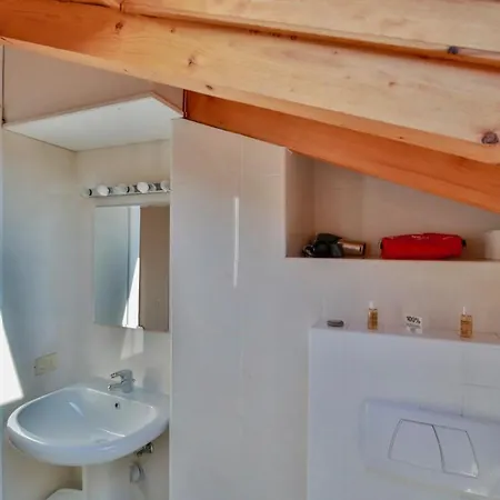 Contempora - Ca' Brenta Attic - Valle Intelvi - * San Fedele Intelvi